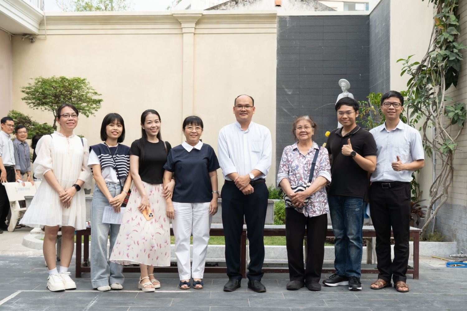 Linh-thao-trong-cuoc-song (13)