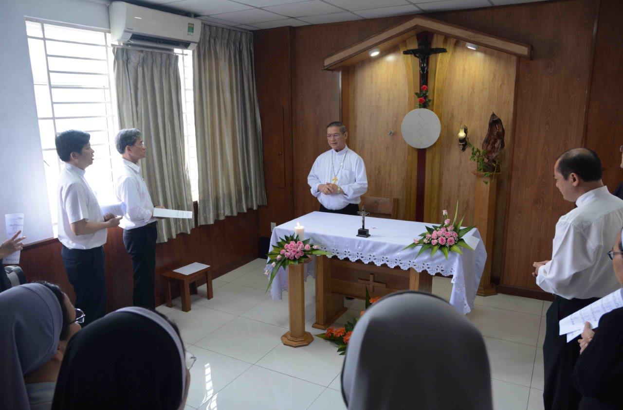 Bổ nhiệm cha Tân Giám đốc Caritas Việt Nam và tri ân cha nguyên giám đốc