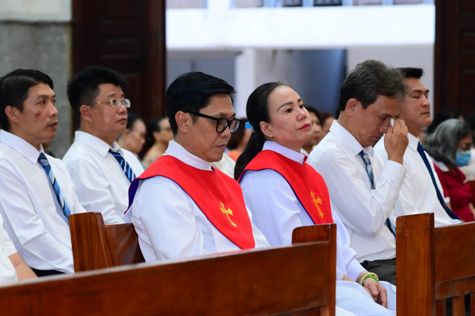 GX-Tan-Phươc-bon-mang-ban-Thien-Chi (4)