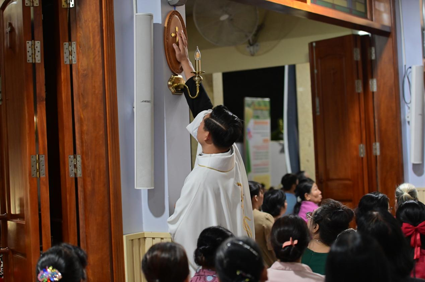 GX-Ninh-Phat-cung-hien-thanh-đương (8)