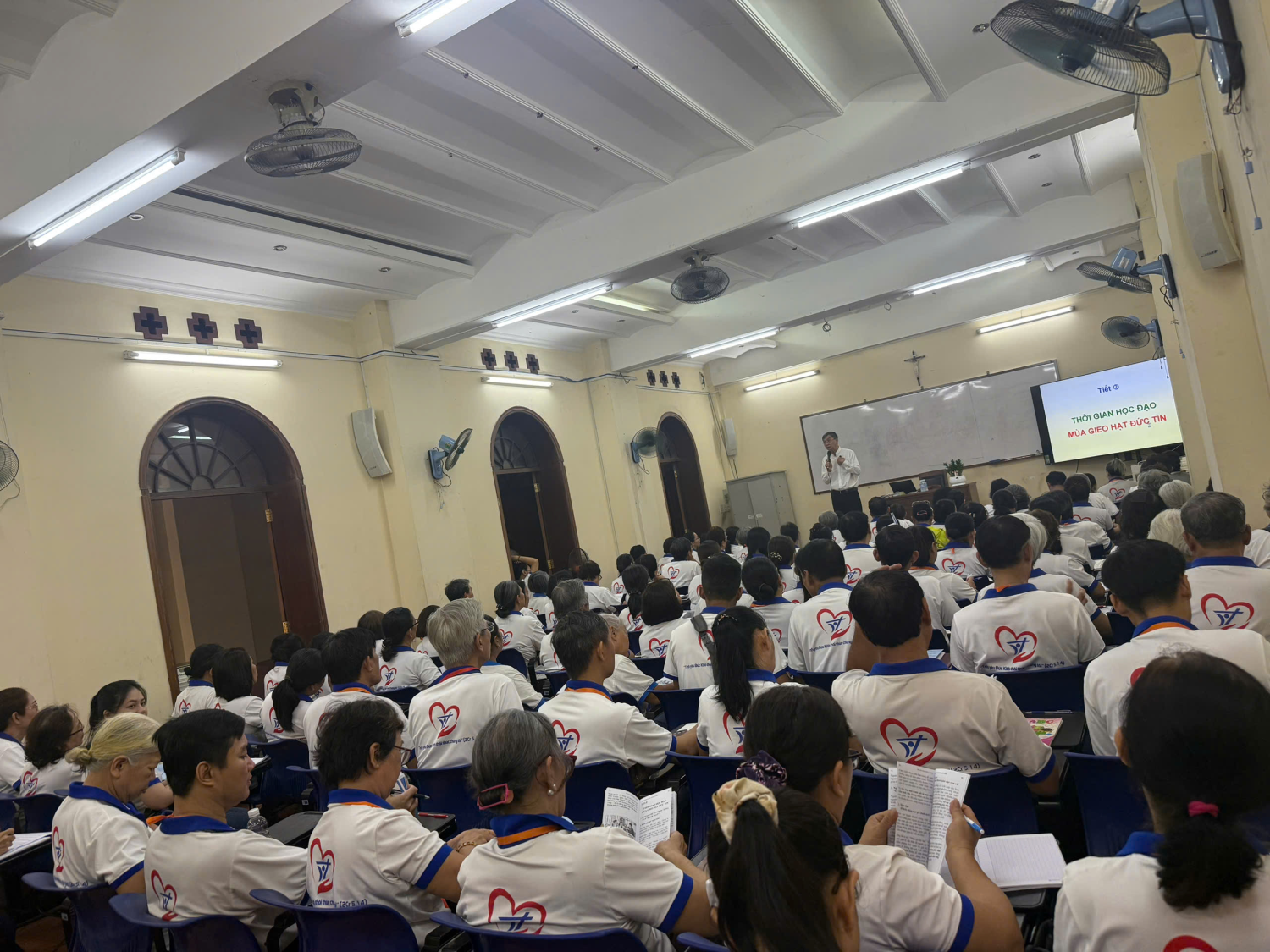 LBTM-B1-tuan6 (2)