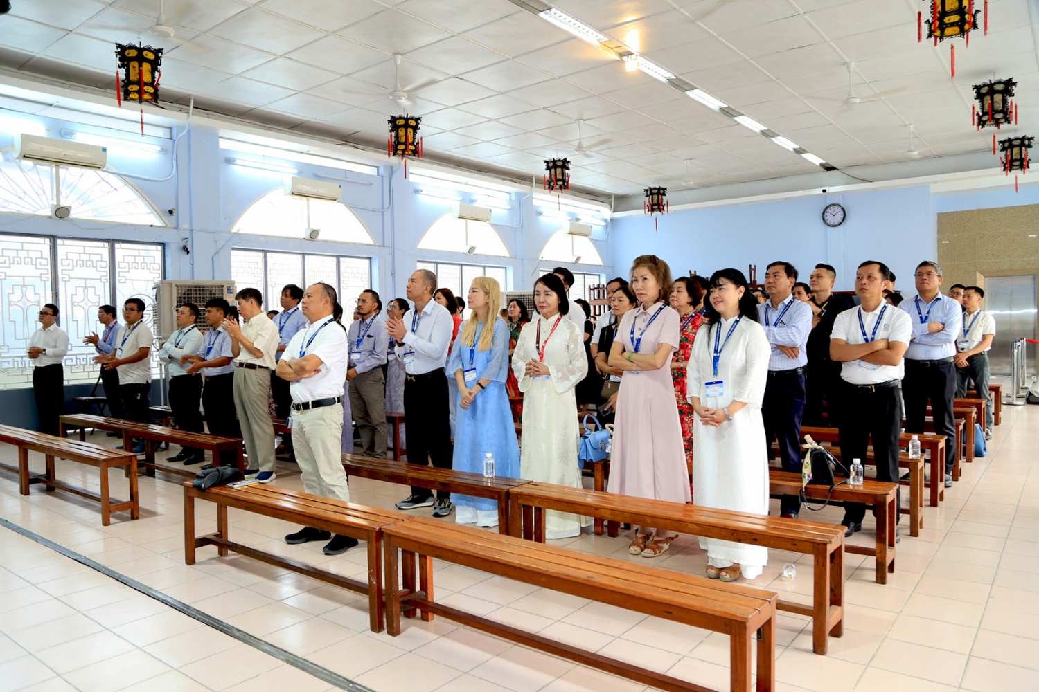 Doanh-nhan-cong-giao8