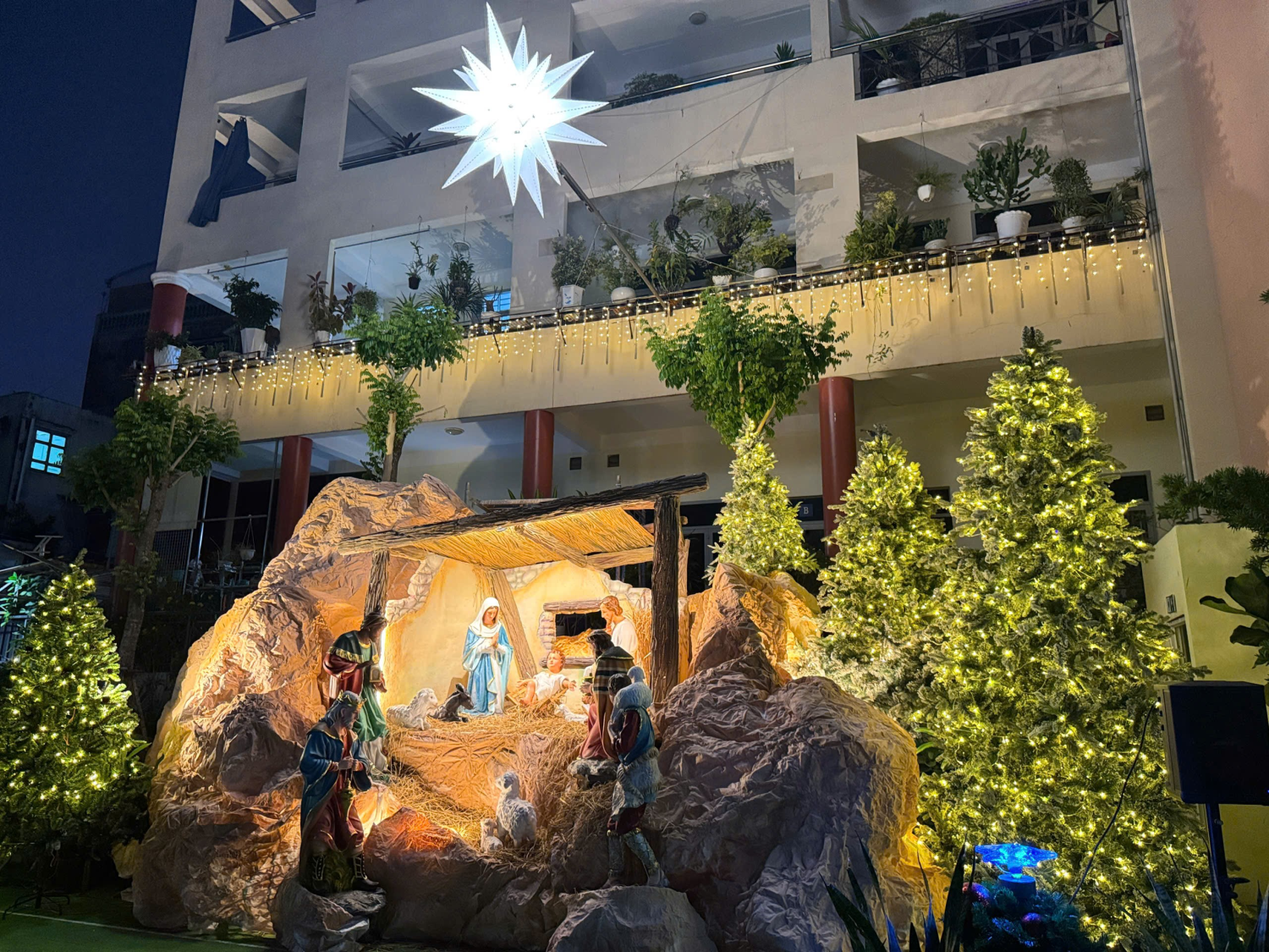 Nhà-Ứng-Sinh (14)