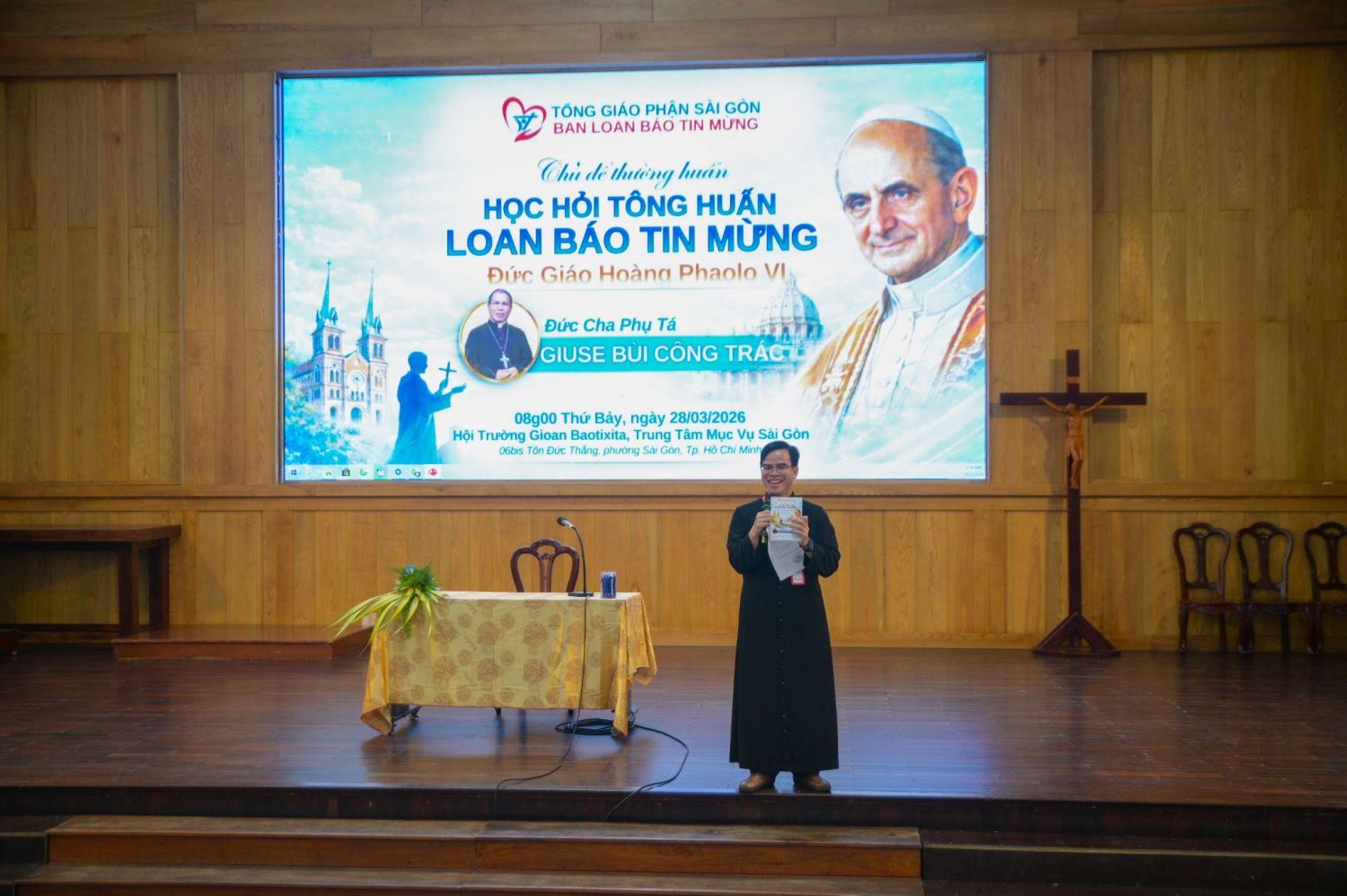 Loan-bao-Tin-Mưng (1)