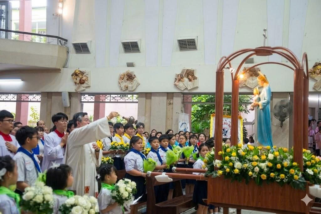 Hoa-Hung (2)