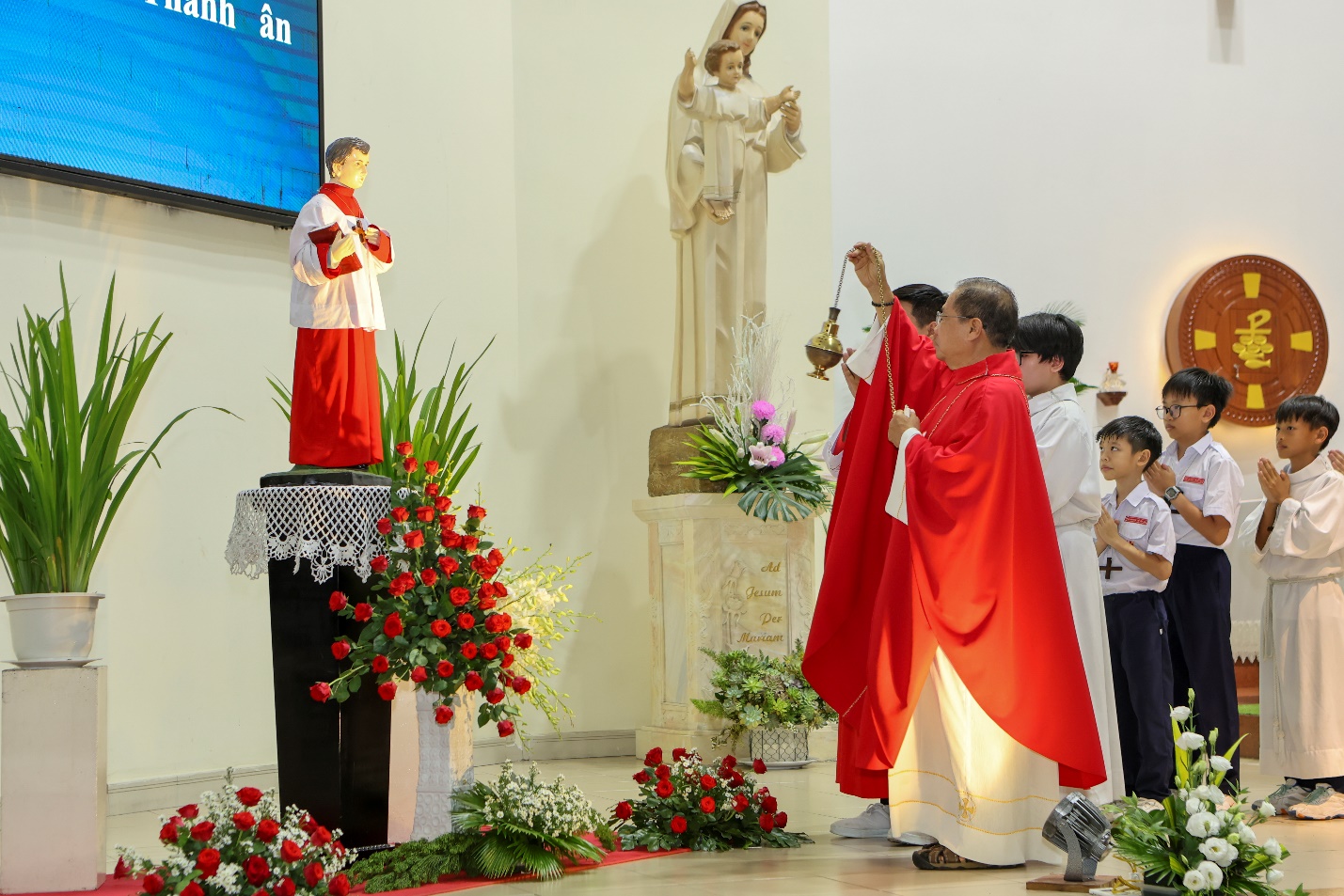 Bonmang-lesinh-gxHoaHung (4)