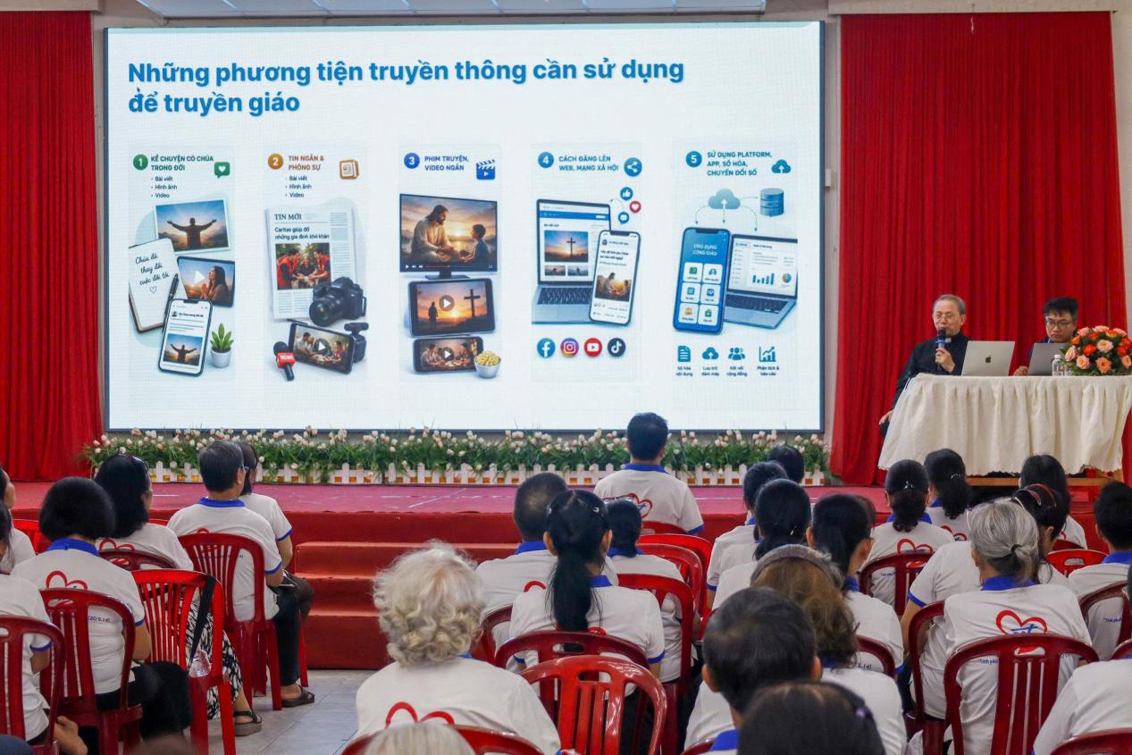 Loan-bao-Tin-Mung-tuan16 (5)