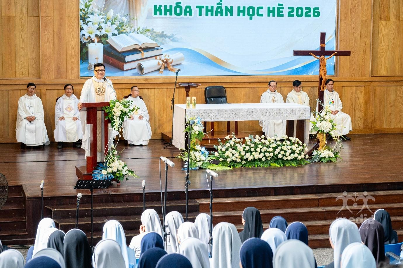 Be-giang-khoa-Than-hoc-2026 (8)