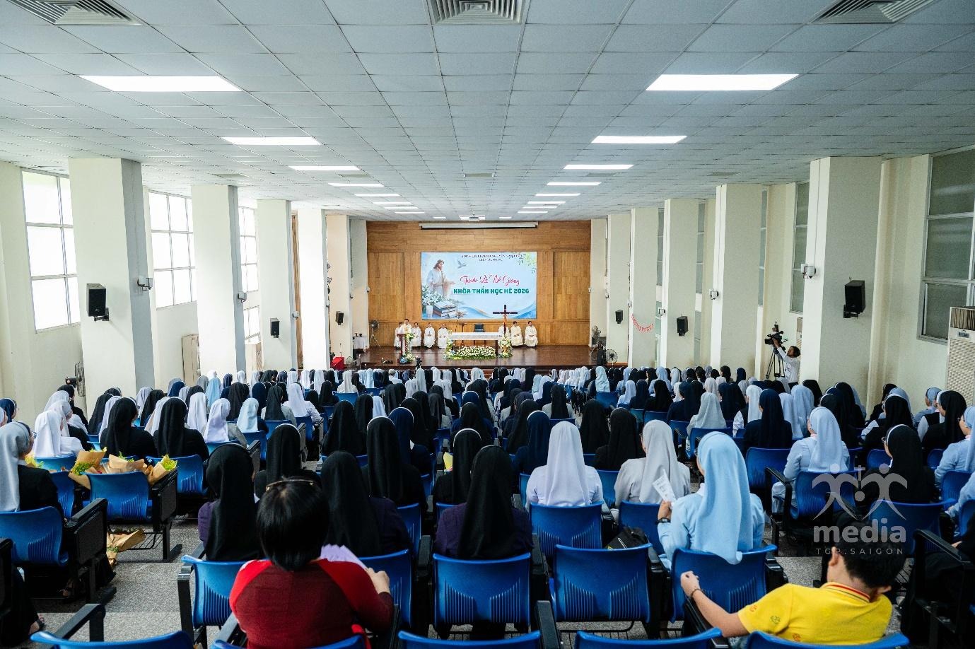 Be-giang-khoa-Than-hoc-2026 (9)
