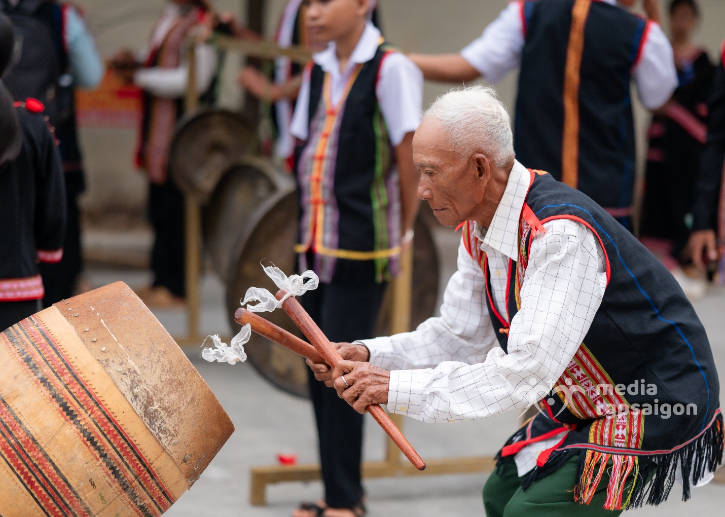 Hoi-Thua-Sai-VN-truyen-chuc-Lm (3)