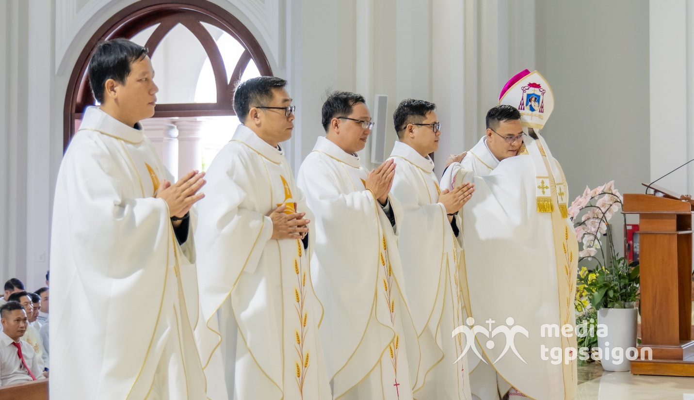 Hoi-Thua-Sai-VN-truyen-chuc-L (29)