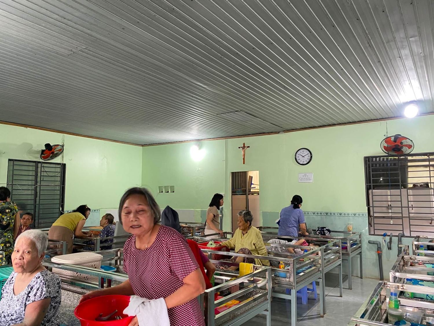 GX-Tong-Viet-Buong-hanh-Huong (10)