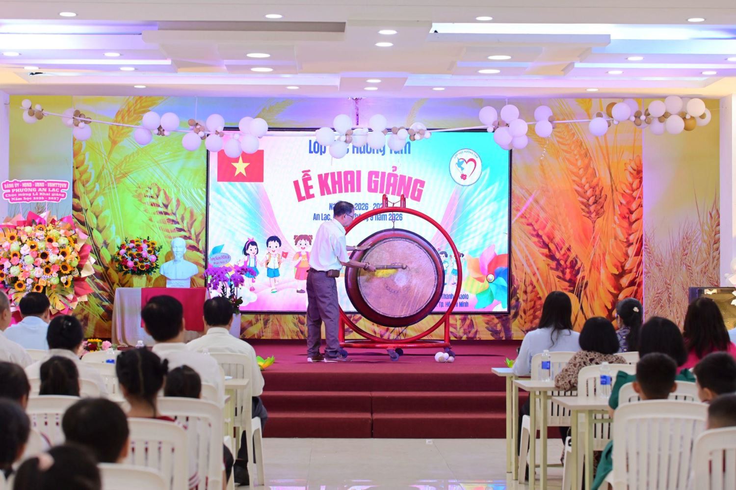 Truong-Huong-Tam-khai-giang (2)