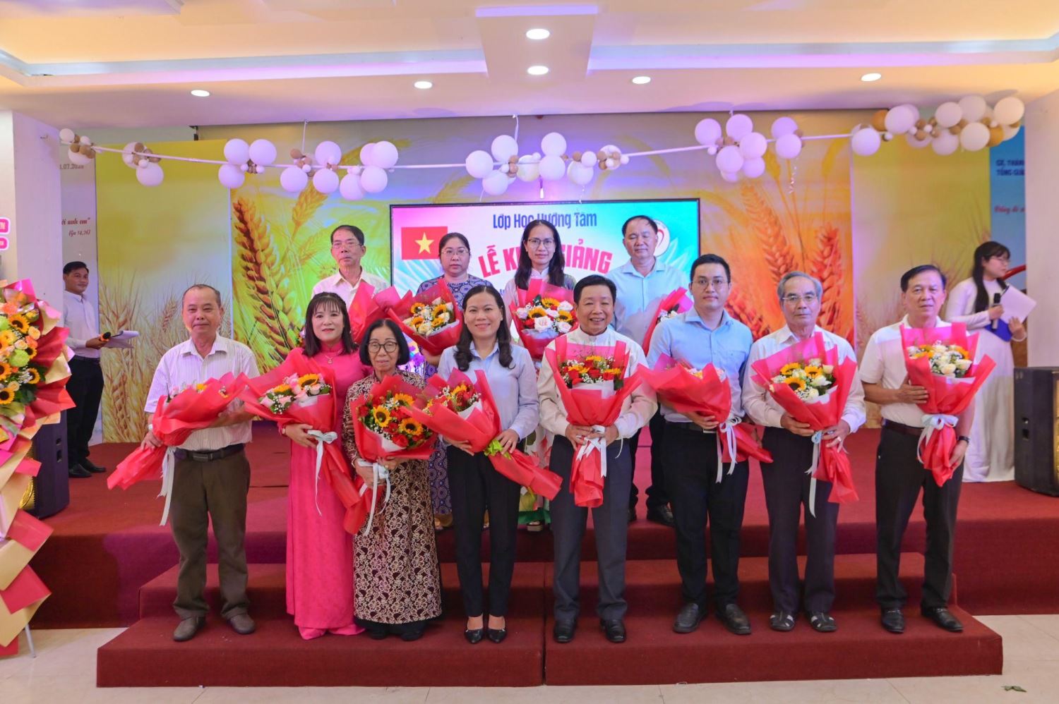 Truong-Huong-Tam-khai-giang (6)