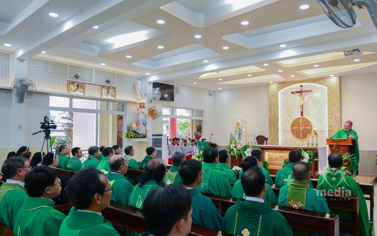 Nha-Ung-Sinh (16)