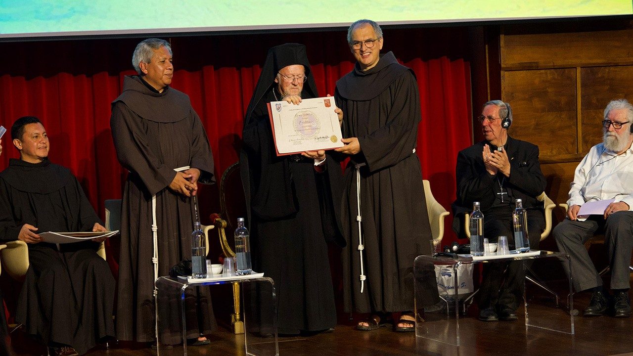 Đức Thượng phụ Đại kết Bartholomew I nhận Giải thưởng Laudato Si'