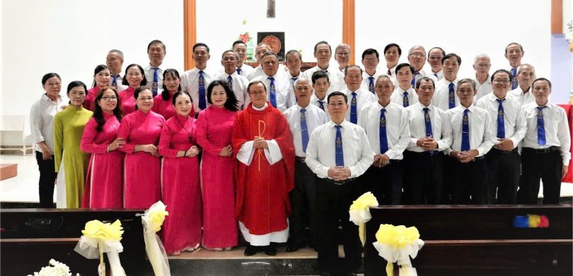Giáo xứ Nhân Hòa: Thánh lễ kính Thánh Emmanuel Lê Văn Phụng