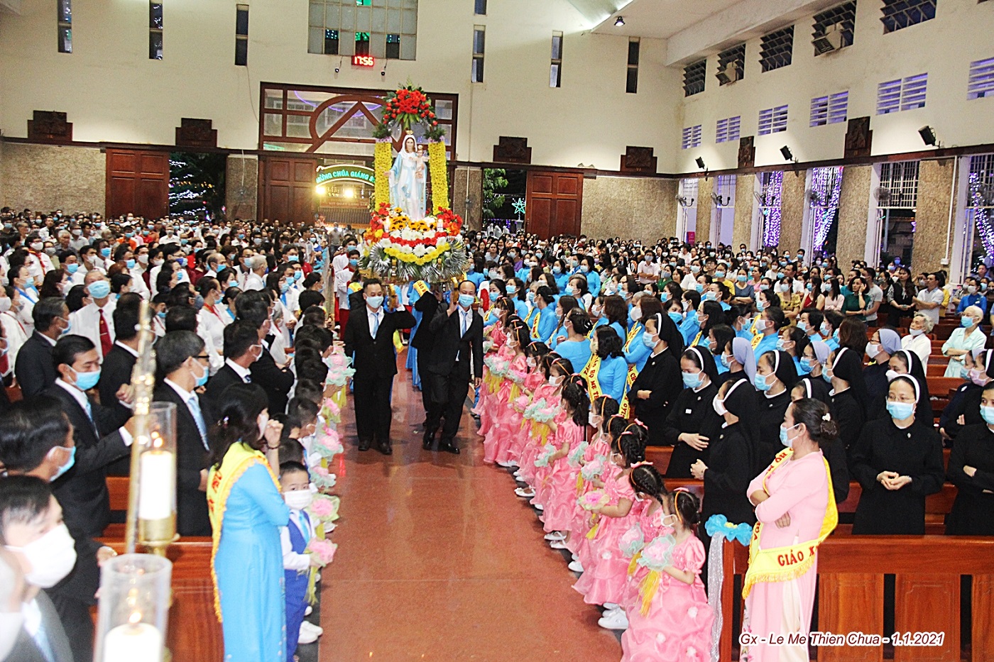 Giáo xứ Tân Phú: Mừng lễ Mẹ Thiên Chúa - Bổn mạng Giáo họ Mẹ Thiên Chúa