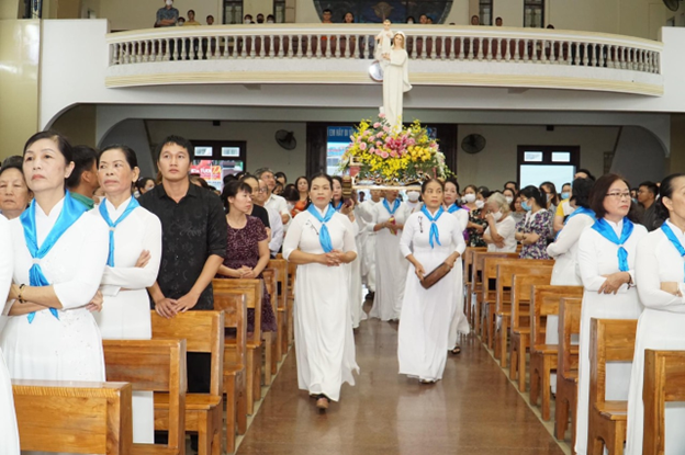 Giáo xứ Thạch Đà: Hội Hiền Mẫu giáo khu 4 mừng lễ Đức Maria, Mẹ Thiên Chúa 2023
