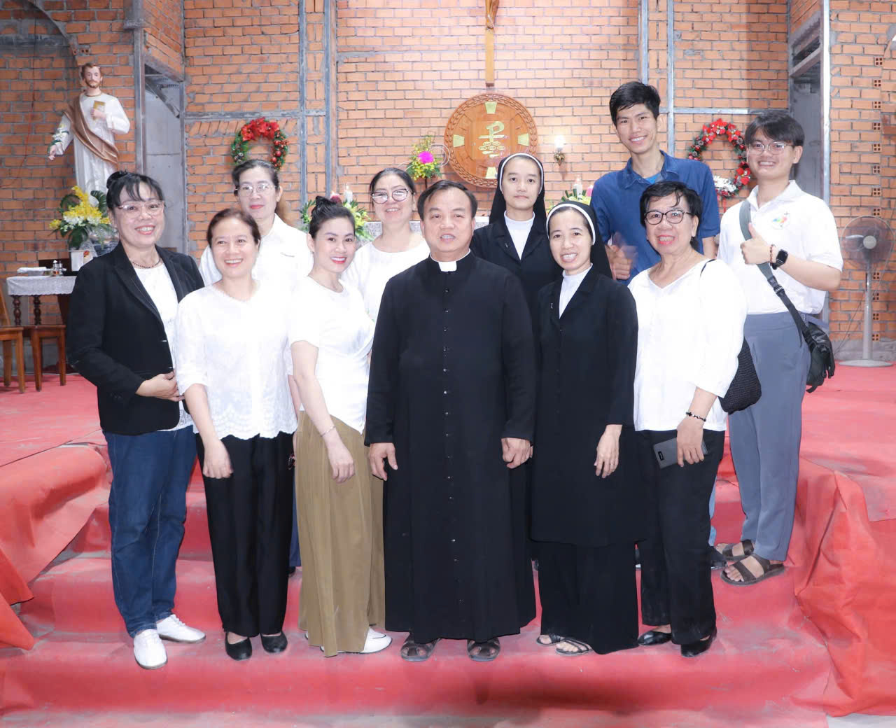 Giáo xứ Môi Khôi: Thánh lễ Đức Maria, Mẹ Thiên Chúa, mừng bổn mạng Ca đoàn Mẹ Thiên Chúa