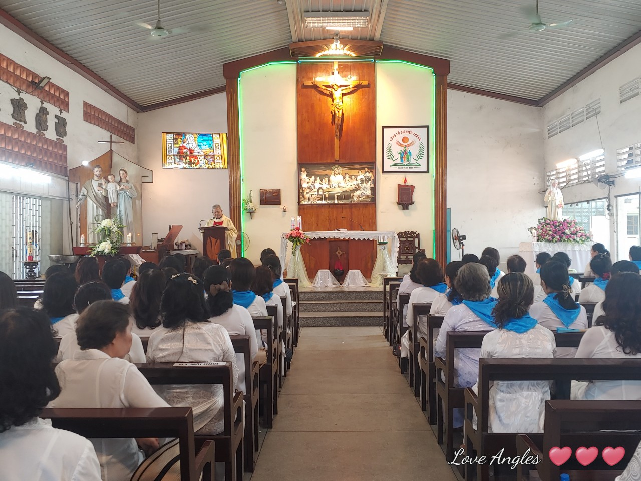 Hạt Xóm Chiếu: Hội Các Bà Mẹ Công giáo dâng thánh lễ tạ ơn