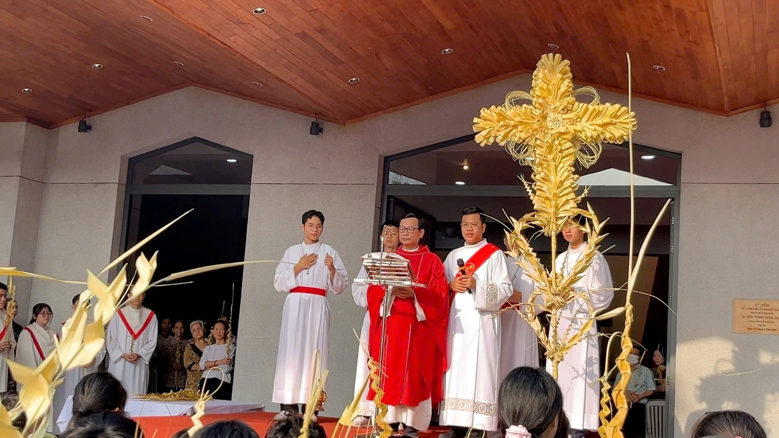 Lễ Lá của Xứ đoàn Phêrô Trương Văn Đường - Giáo xứ Tân Đức