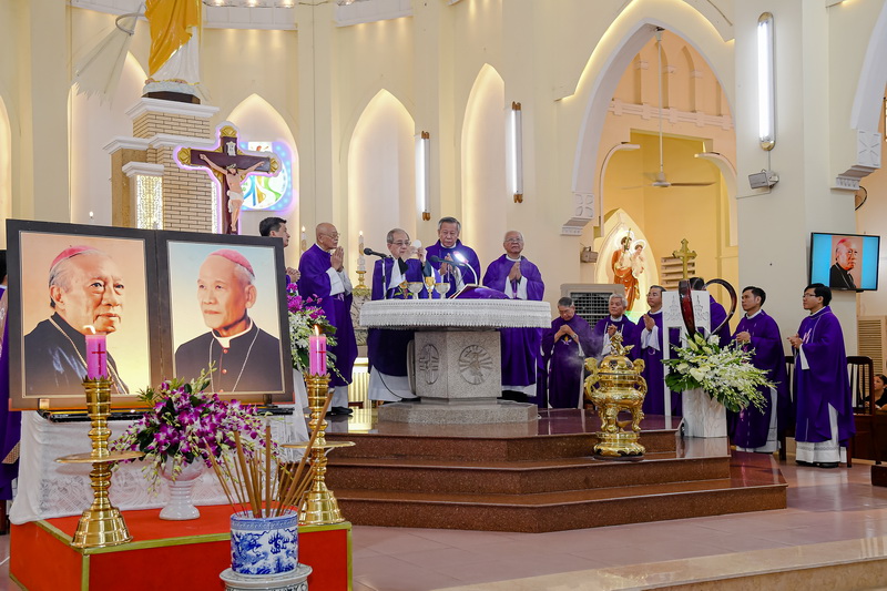 Thánh lễ giỗ lần thứ 25 của Đức cố Tổng Phaolô Nguyễn Văn Bình tại nhà thờ Gia Định