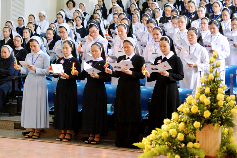 Thánh lễ bế giảng khóa Thần học Hè 2019 của Liên dòng nữ