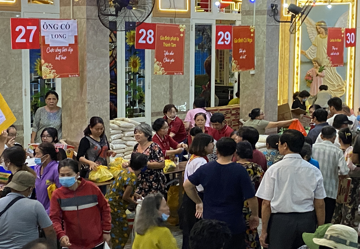 GX An Nhơn: Hội chợ Xuân Giáp Thìn 2024 cho người nghèo