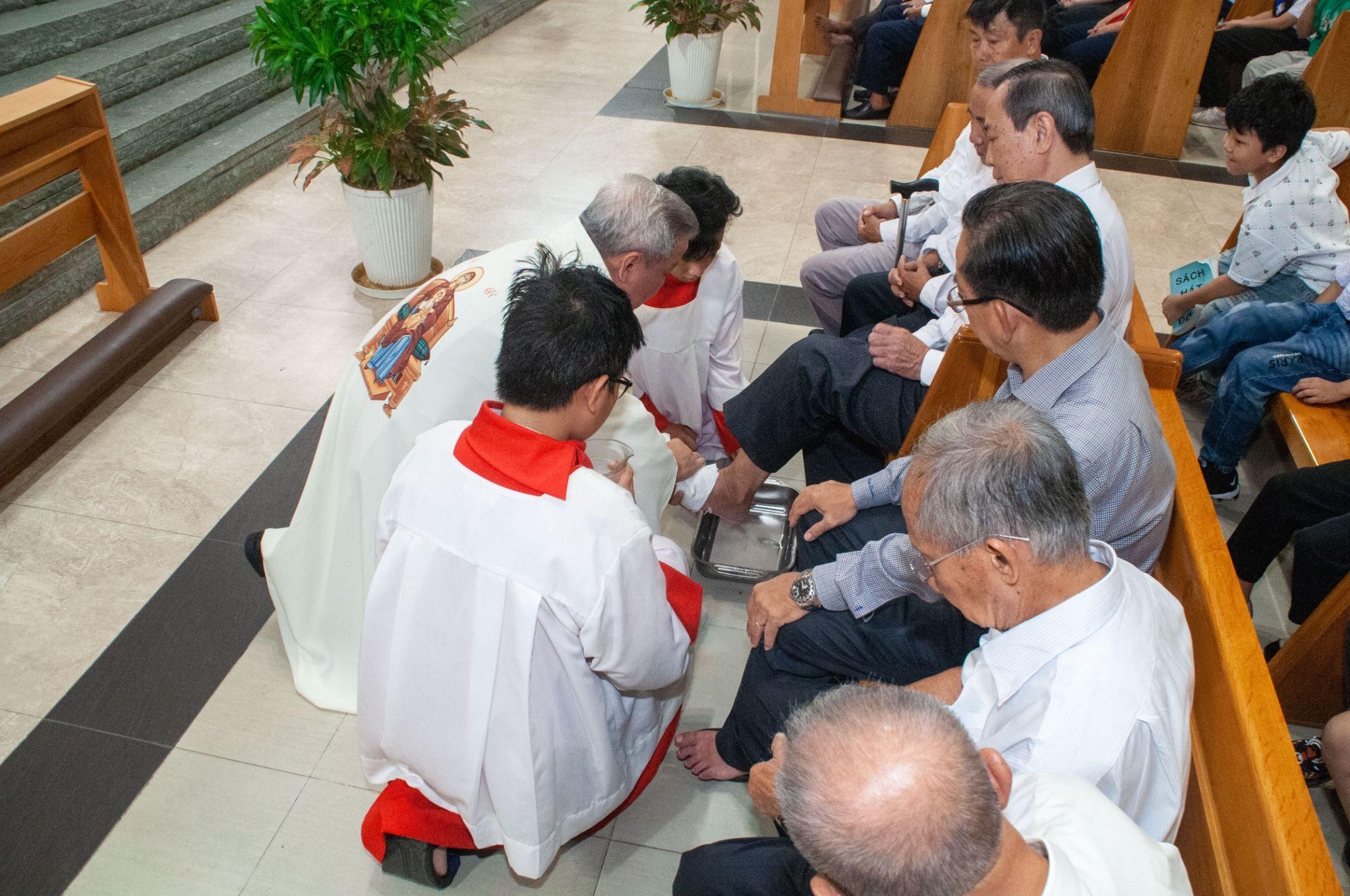 Giáo xứ Vinh Sơn Phaolô: Thánh lễ Tiệc Ly