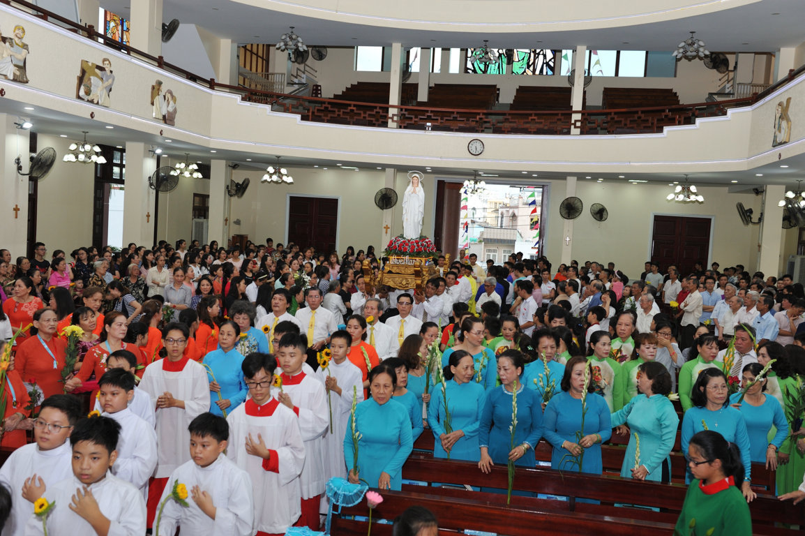 Giáo xứ Hà Nội: Kỷ niệm 16 năm Cung hiến Thánh đường