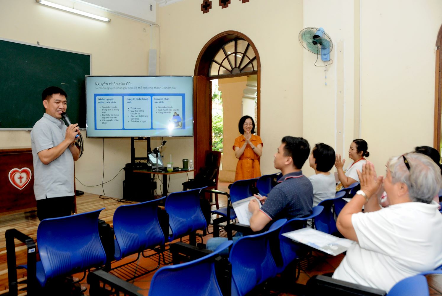 Caritas Sài Gòn: Tập huấn tâm lý của trẻ khuyết tật