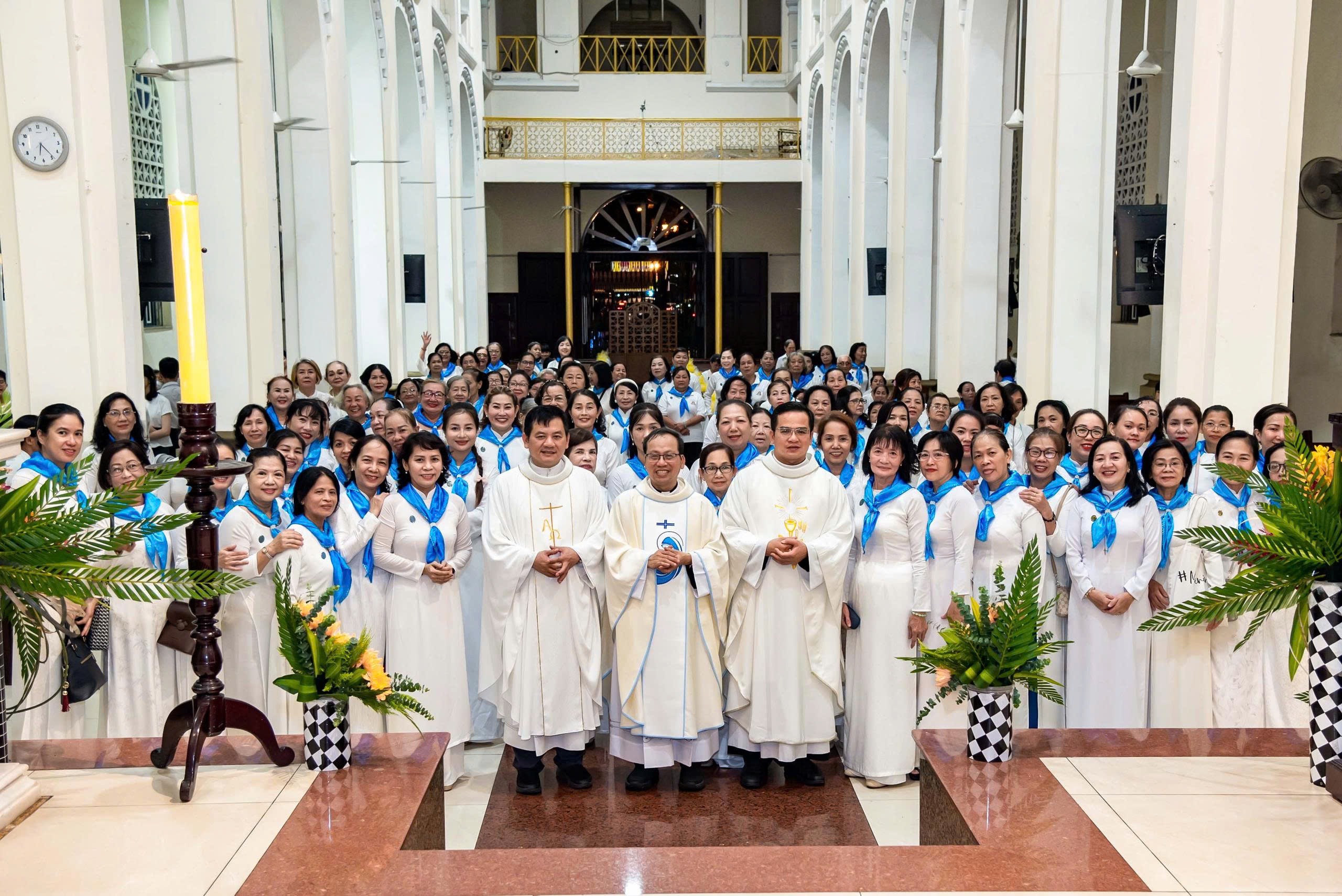 Hội Các Bà Mẹ Công Giáo hạt Sài Gòn - Chợ Quán: Mừng lễ Đức Mẹ thăm bà Êlisabét, bổn mạng