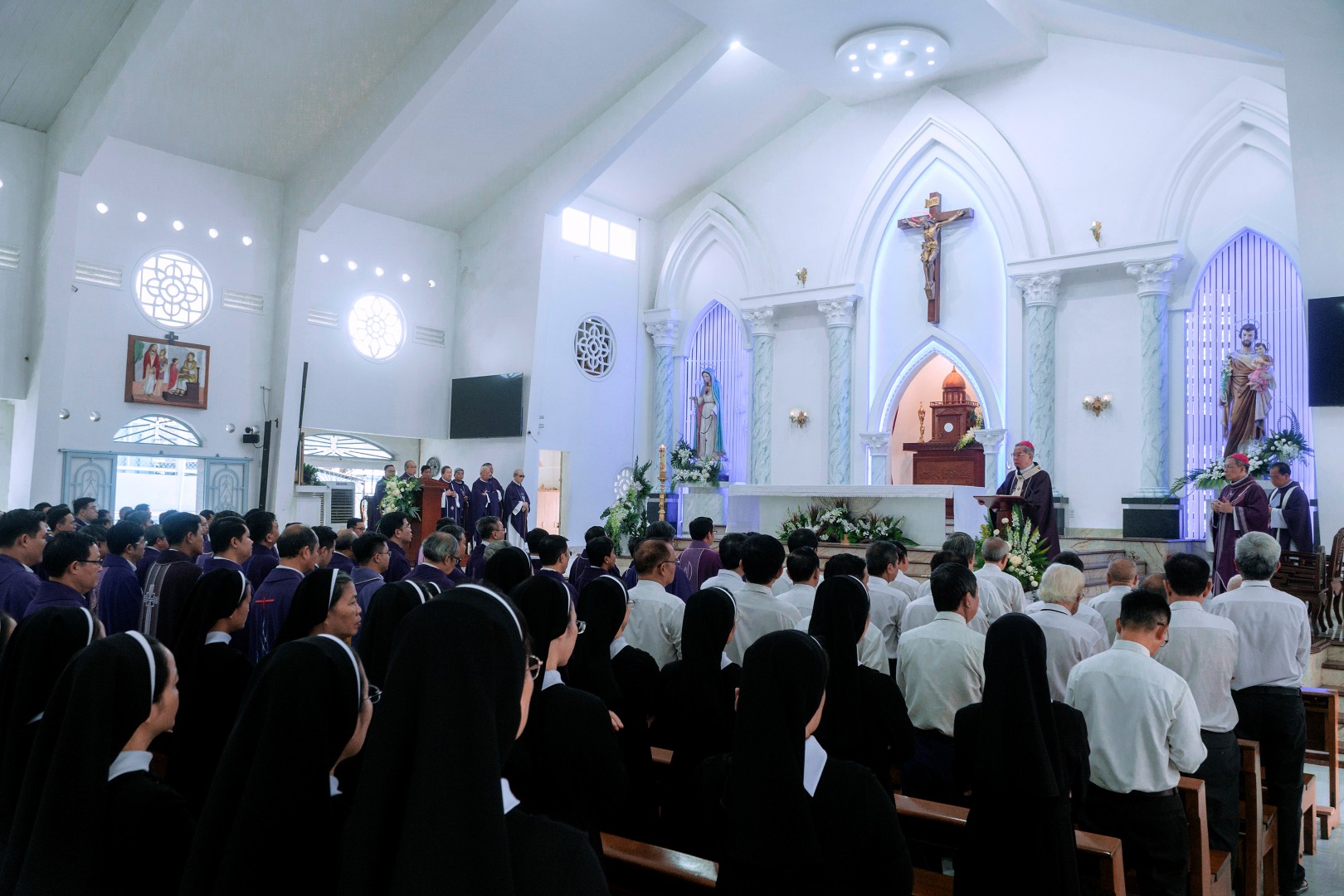 Giáo xứ Bình An: Thánh lễ an táng ông cố Giuse Trần Huấn