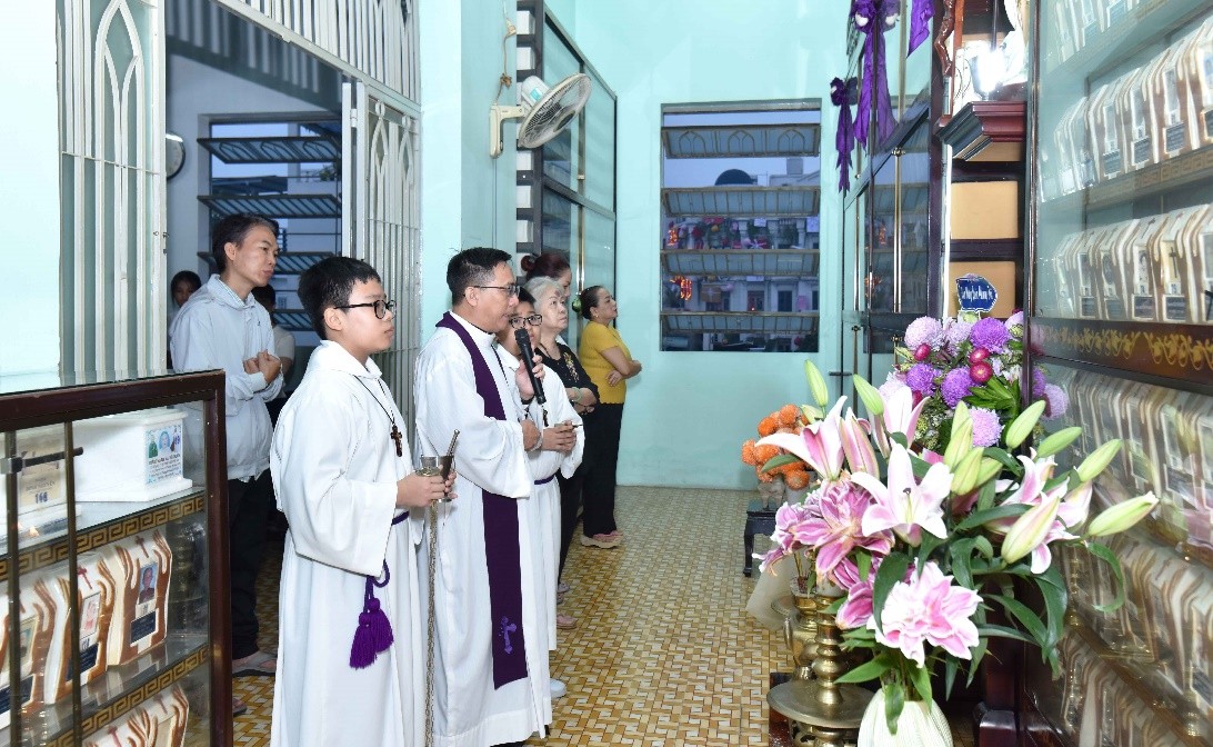 Giáo xứ Đức Tin: Thánh lễ cầu cho các tín hữu đã qua đời