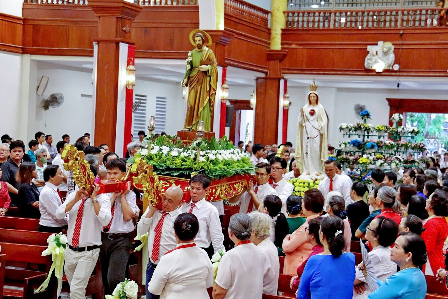 Cảm nghiệm Thánh lễ kính Thánh Giuse tại giáo xứ Bùi Phát
