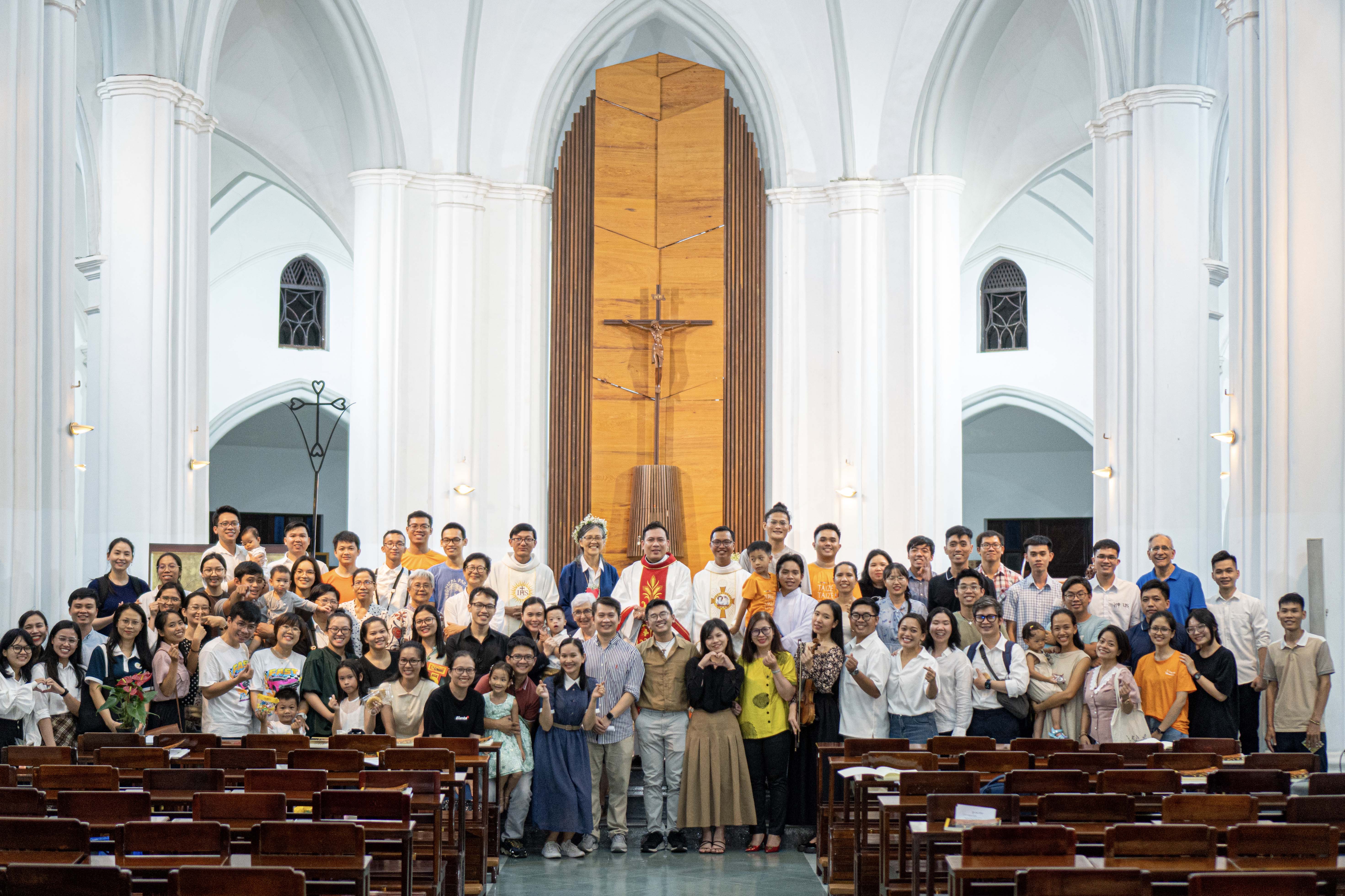 "Hãy nên Thánh trong ơn gọi của cuộc đời mình" – Kỷ niệm 15 năm hình thành Nhóm Cầu nguyện Mạctynho - Taizé Việt Nam