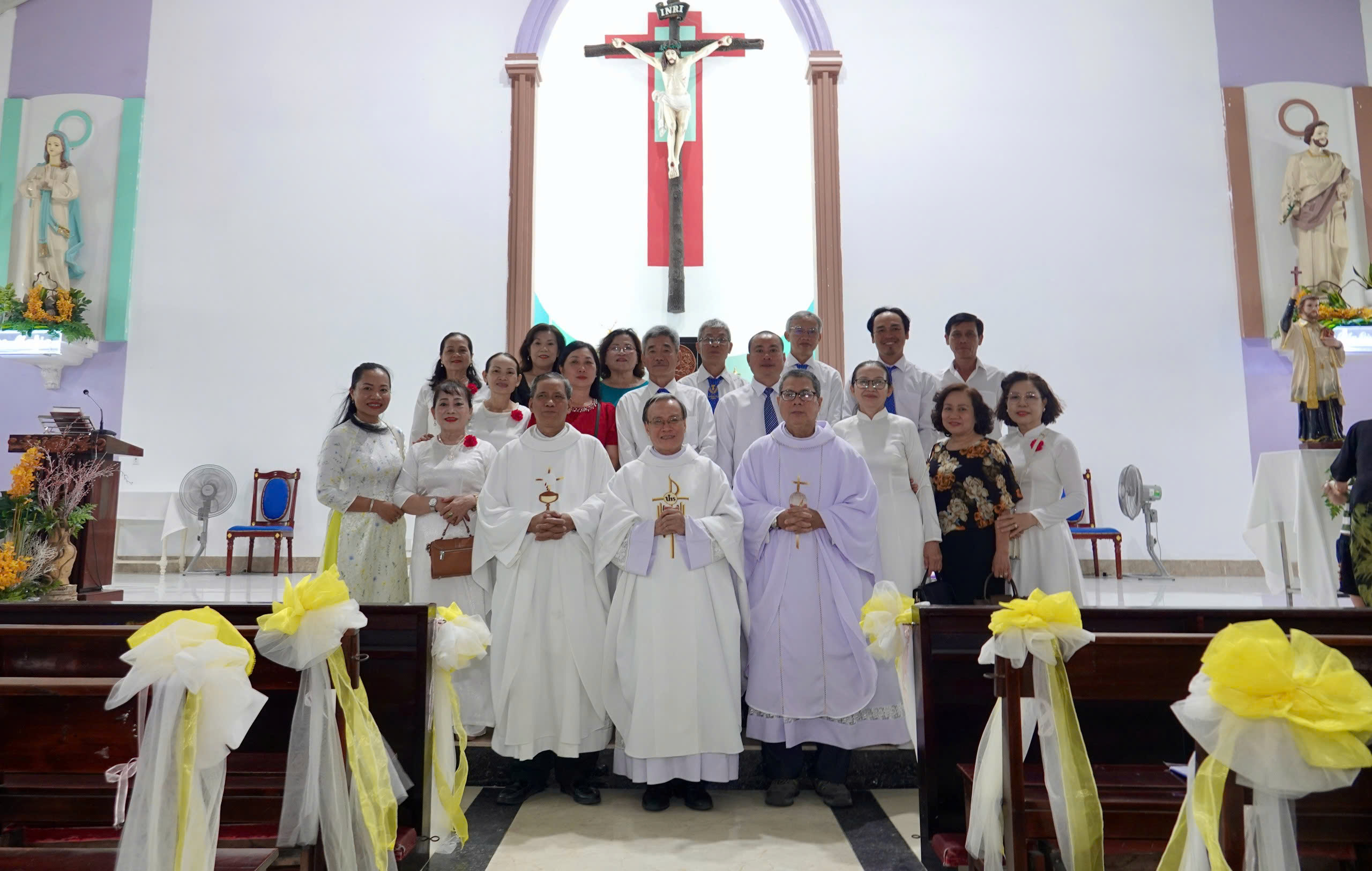 Giáo xứ Nhân Hòa: Lễ kính Thánh Phanxicô Xaviê, mừng bổn mạng Giáo khu II