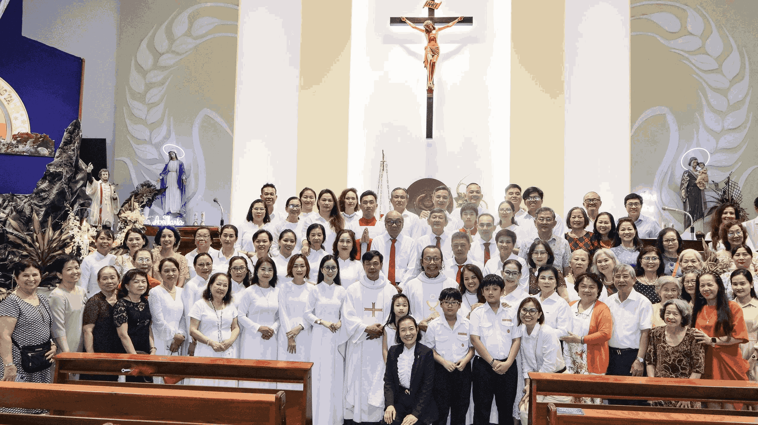 Giáo xứ Hiển Linh: Lễ kính Thánh Phanxicô Xaviê, bổn mạng Giáo khu IV