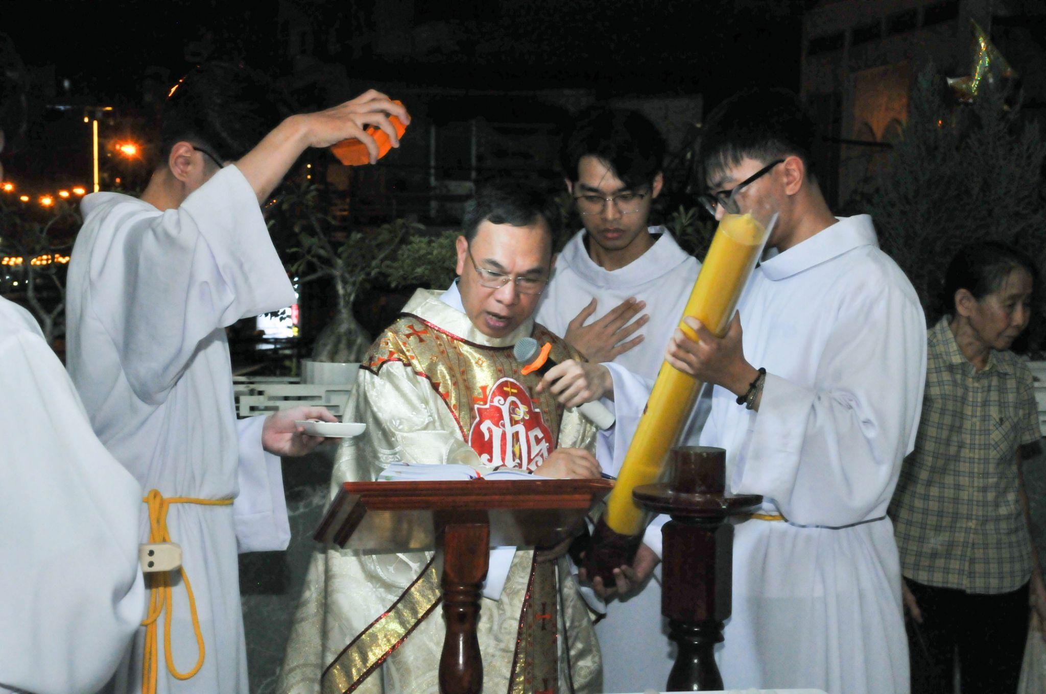 Giáo xứ Thăng Long: Thánh lễ Vọng Phục Sinh - 2026