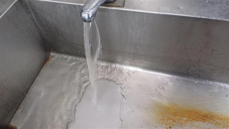 Nước mắt của đất và cơn khát trách nhiệm