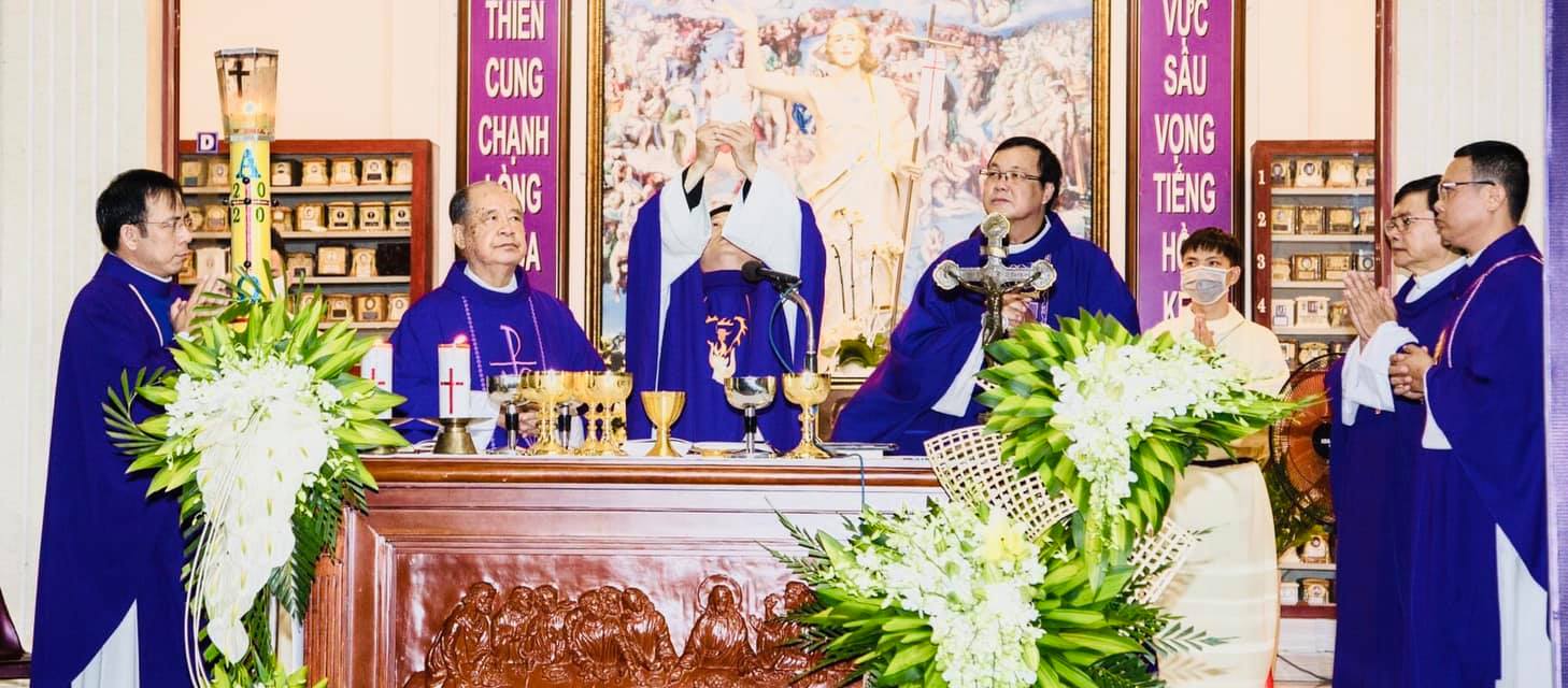 Giáo xứ Phú Bình: Thánh lễ cầu nguyện cho các linh hồn ngày 2-11-2020