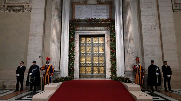 Nghi thức đóng Cửa Năm Thánh 2025 tại Vương cung Thánh đường Thánh Phêrô