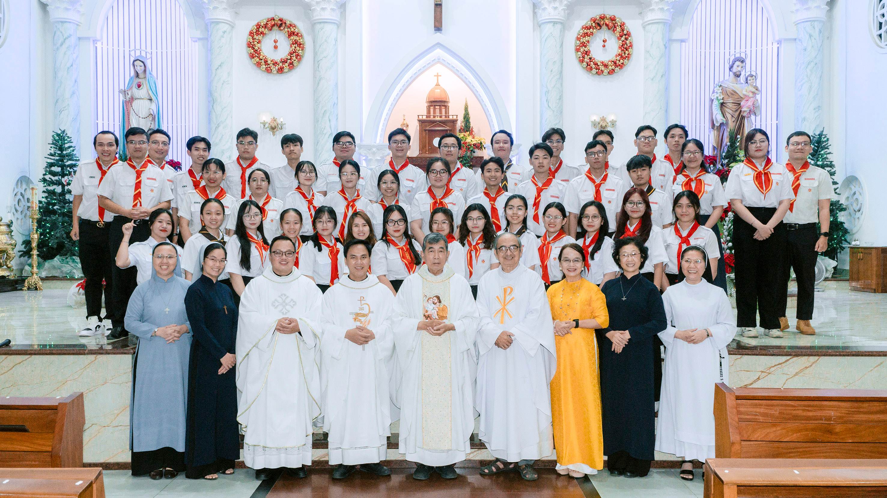 Giáo xứ Bình An: Thánh lễ khai giảng khóa đào tạo Giáo lý viên - Huynh trưởng cấp I