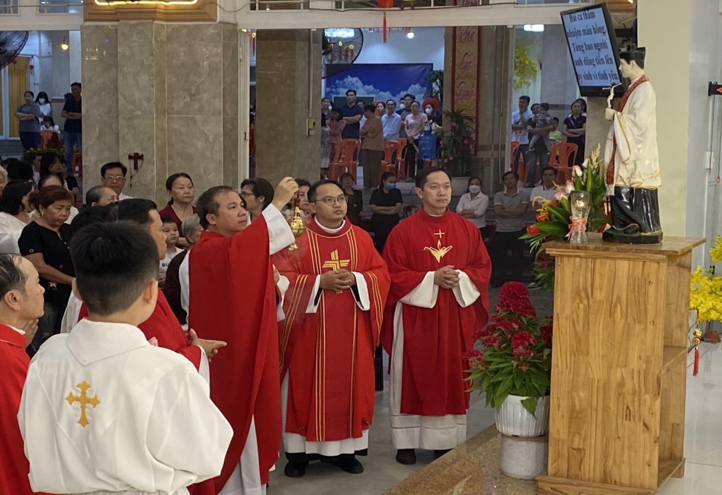 GX An Nhơn: Mừng lễ Thánh Phaolô Lê Văn Lộc, Bổn mạng HĐMV