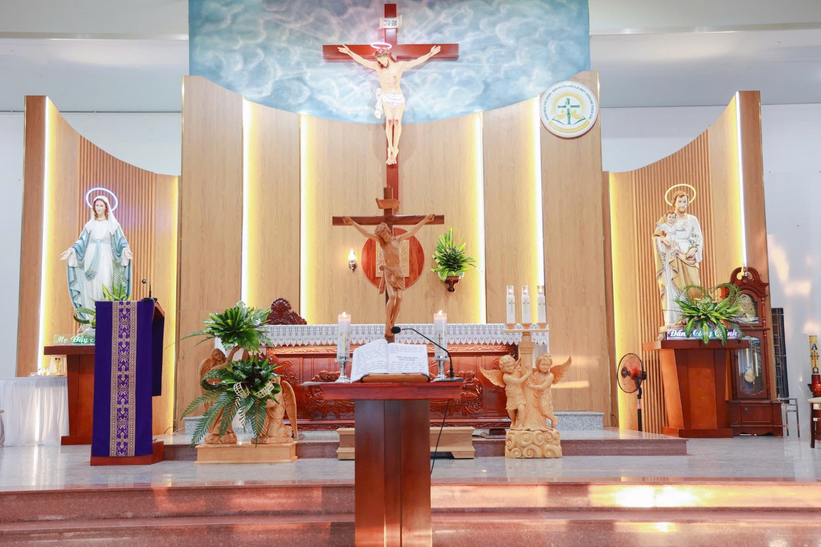 Giáo xứ Phanxicô Xaviê: Ngắm 15 sự Thương Khó Chúa Giêsu