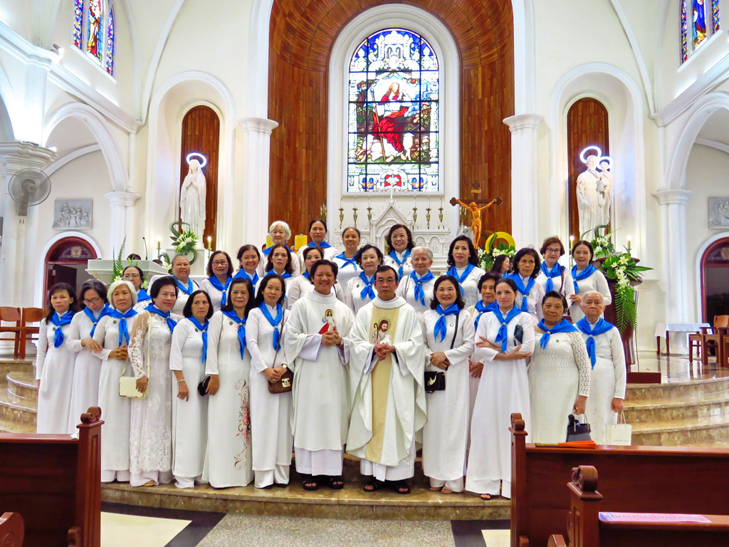 Giáo hạt Gia Định: Hội Các Bà Mẹ Công Giáo hành hương kính Lòng Thương Xót Chúa ngày 6-6-2020