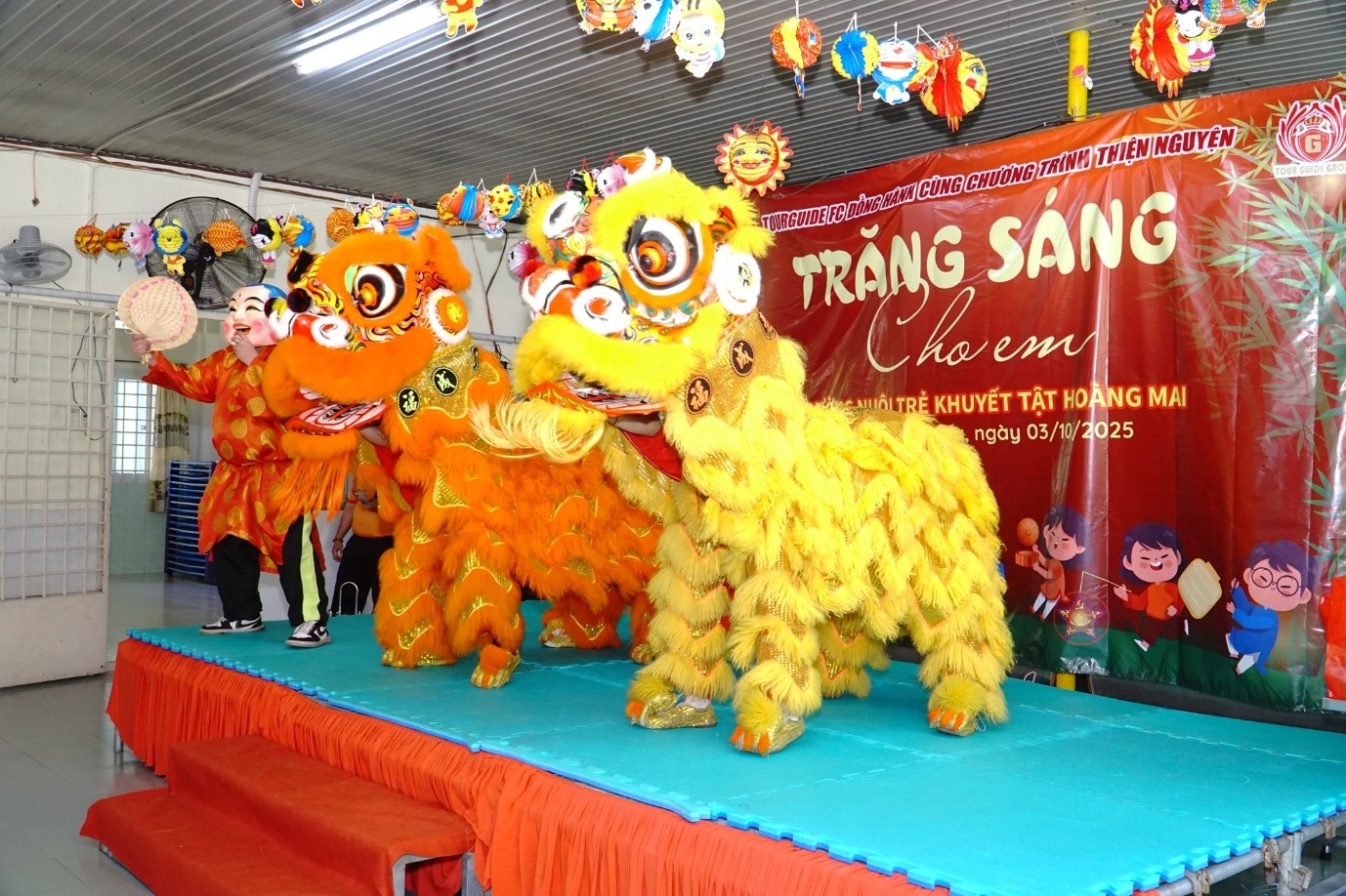 Trung Thu Yêu Thương tại Trường Giáo Dục Chuyên Biệt Hoàng Mai