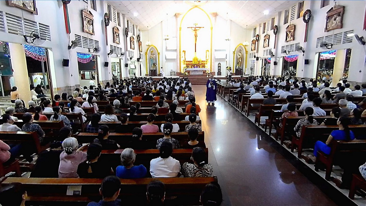 Giáo xứ Mân Côi Bình Thuận: tĩnh tâm Mùa Vọng 2019