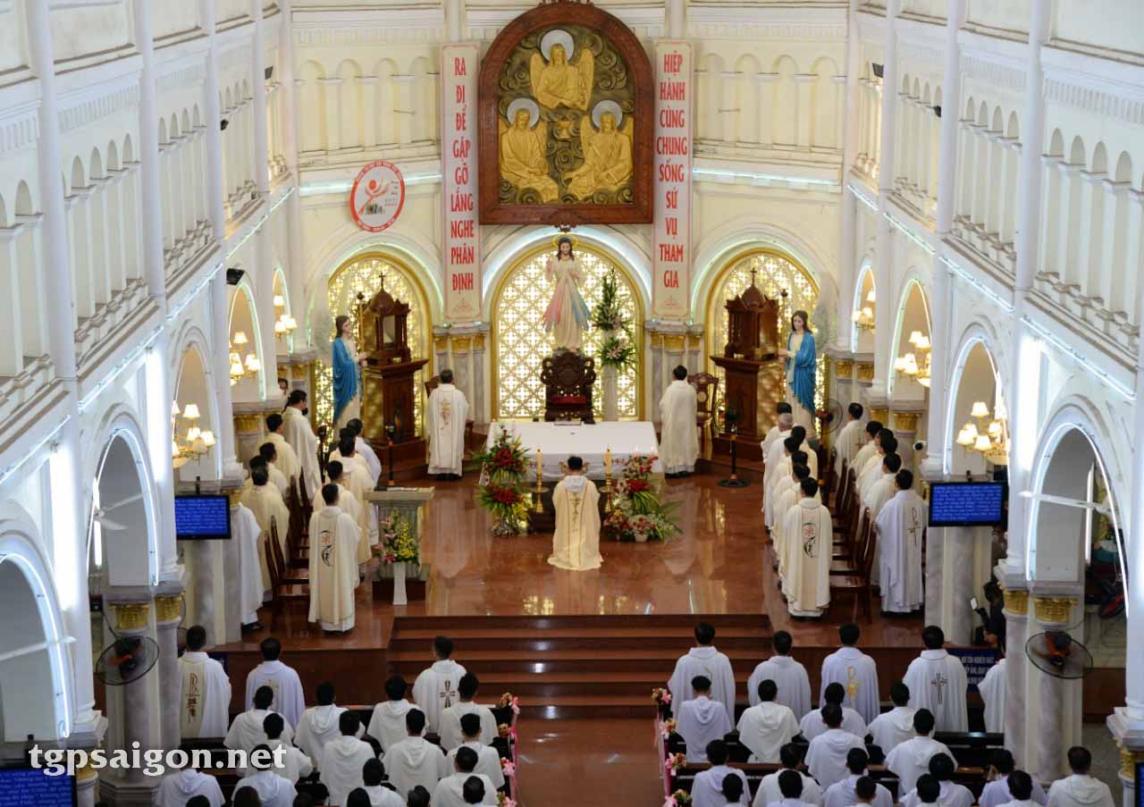 Giáo xứ Xóm Chiếu: Lễ tạ ơn tân Linh mục 5-8-2022